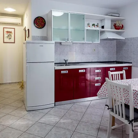 Apartments Summer Bloom Krk Town Exterior foto