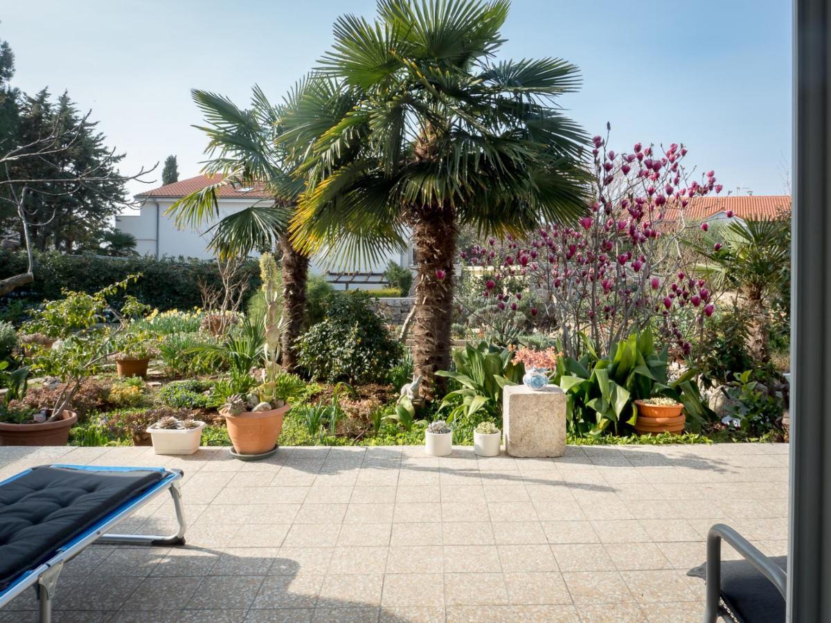 Summer Bloom Apartman *