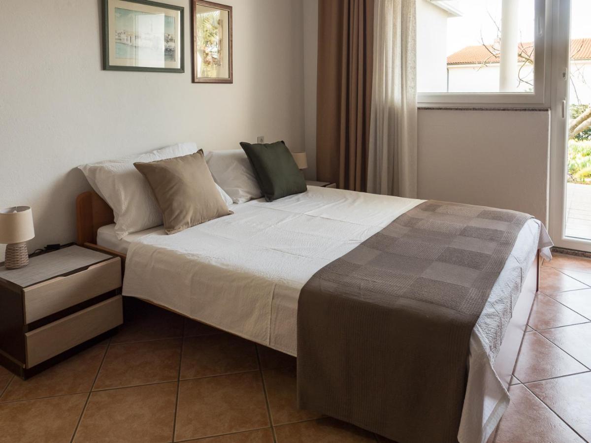 Summer Bloom Apartman