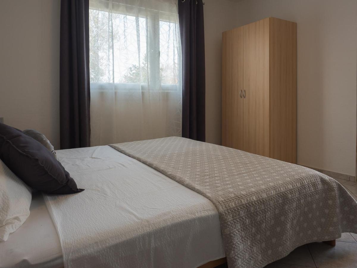 Summer Bloom Apartment *