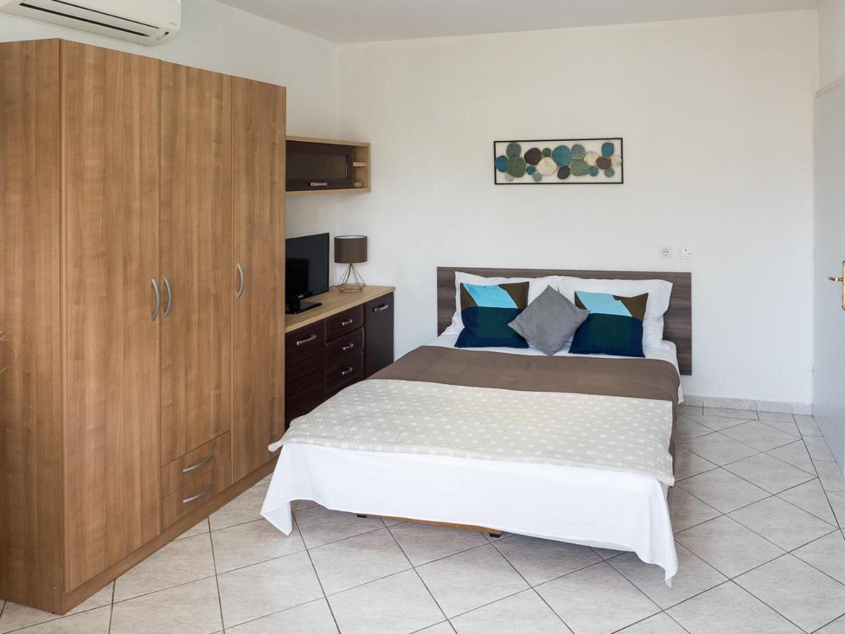 Summer Bloom Apartment Krk Town